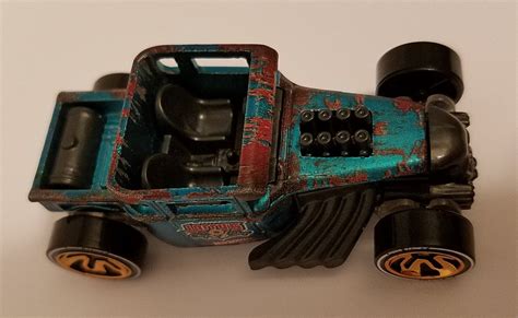 Hot Wheels Casting Reviews Id 20 05 Bone Shaker