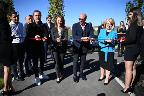 Foto Pre Edinta Cj Sibiu Daniela C Mpean Prezent La Inaugurarea