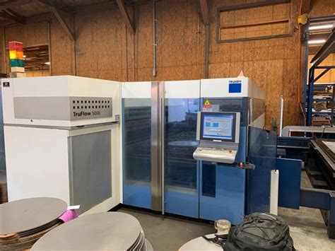 5000 Watt Trumpf TruLaser 3030 CO2 Laser 2010 5 X 10 Side Load