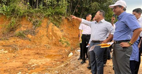 Kerajaan Selangor Rampas Tanah Jadi Pusat Sampah Haram Rawat Bau Busuk