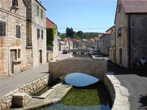 visit  island  hvar  sunniest island