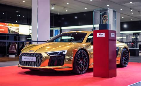 2016 Audi R8 V10 Plus Gets Official Chrome Gold Wrap Autoevolution