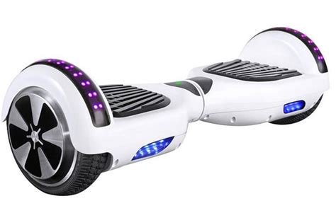 8 Best White Hoverboards Reviews With Comparison