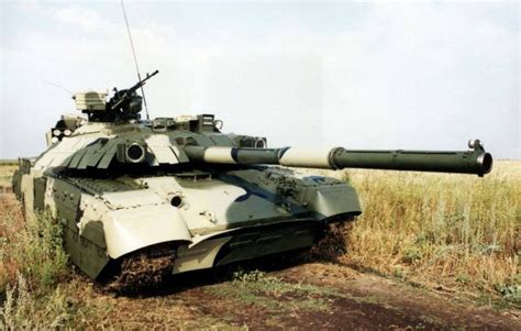 Украинские танки "Оплот" признаны бесполезными