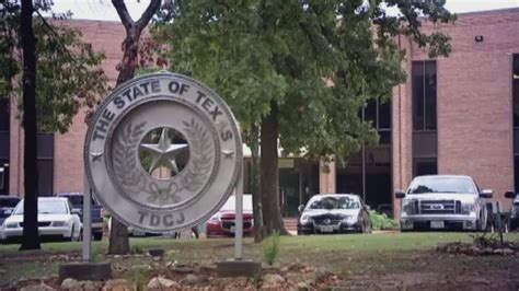 TDCJ proposes 10 percent pay hike for guards - ABC13 Houston