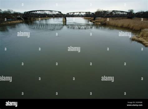 Oder river, bridge Stock Photo - Alamy