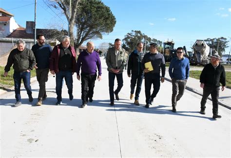 Arrieta y Paredi recorrieron obras en ejecución en La Caleta El