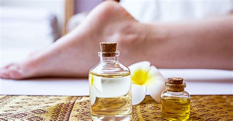 This Is Why Putting Essential Oils On The Bottom Of Your Feet Works