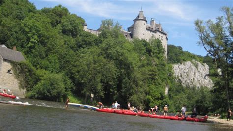 Kayak Sur La Lesse De Houyet à Dinant Excursion En Famille