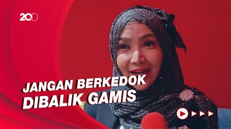 Roro Fitria Blak Blakan Soal Video Porno Andri Irawan