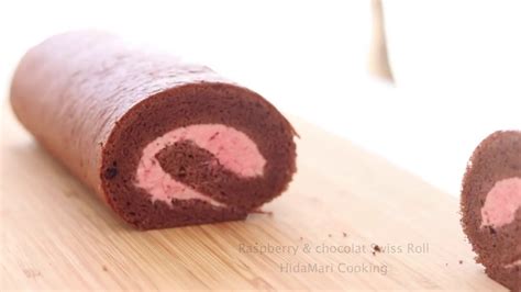 Raspberry Chocolat Swiss Roll Cakehidamari