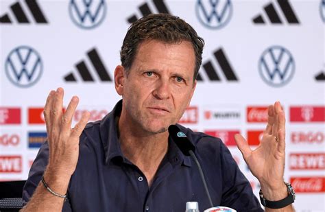 Oliver Bierhoff verlässt nach WM Aus den deutschen Fußballbund WM