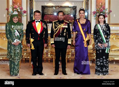 Sultan brunei two wives saleha hi-res stock photography and images - Alamy