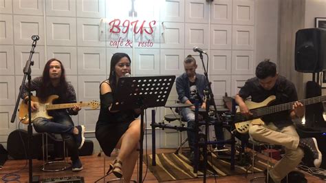 JIKALAU KAU CINTA Cover By Werdi Puspita With Cyrcle Band YouTube