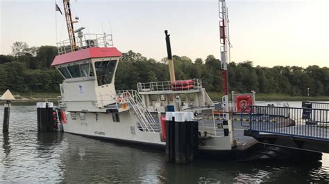 Havarie Auf Nord Ostsee Kanal F Hre Mit Starker Schlagseite