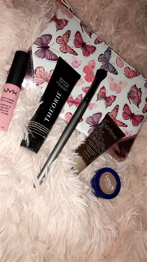 GLAM UNBOXINGS Ipsy Glam Bag April 2018