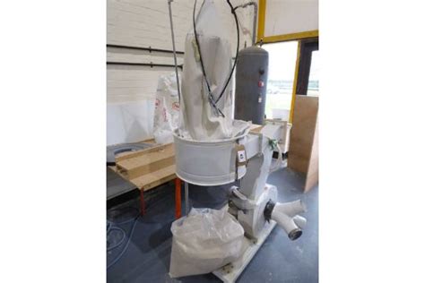 Vat Kufo Ufo 102b Single Bag Dust Extractor On Trolley 3 Phase Electric