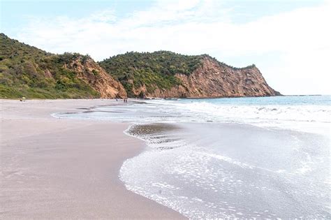 Los Frailes, Ecuador: Beach Guide To Playa De Los Frailes