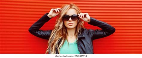 2 049 455 Portrait Beautiful Woman Blonde Images Stock Photos Vectors Shutterstock