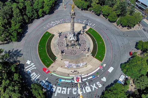 Se movilizan en CDMX en conmemoración del Día Internacional de víctimas