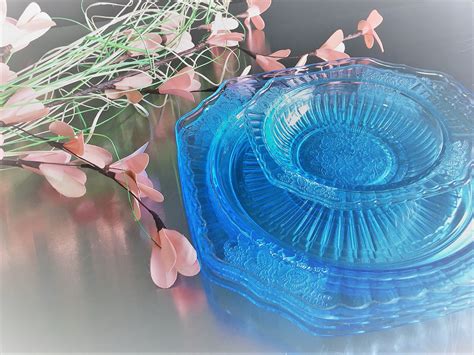 Vintage Depression Glass Hocking Mayfair Blue Open Rose Dinner Plates Cereal Bowl Four