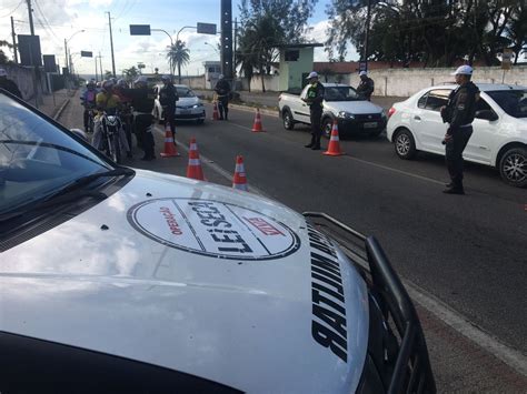 Opera O Lei Seca Prende Quatro Motoristas Por Embriaguez Ao Volante