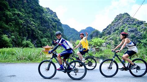 Ninh Binh Day Trip From Hanoi Tam Coc Local Farmer S House Cycling