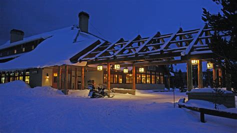 Where to Stay in Winter in Yellowstone | Which Winter Lodges are Open?