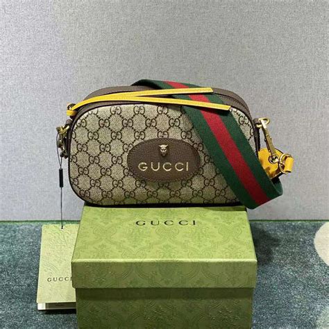 Gucci Unisex Neo Vintage Gg Supreme Messenger Bag Beigeebony Canvas