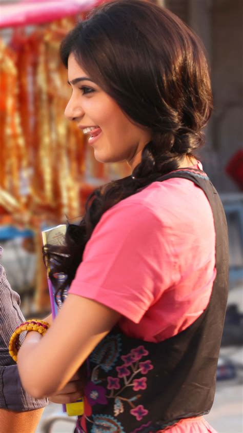 Samantha Hot Cleavage Photos From Autonagar Surya Movie Hot Blog Photos