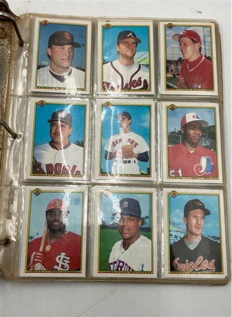 Binder Baseball Card Album Of Vintage Major League Baseball Collectable