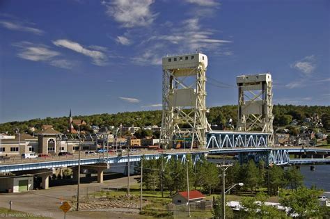 The Houghton-Hancock Lift Bridge, AKA the Portage Lift Bridge, over the ...