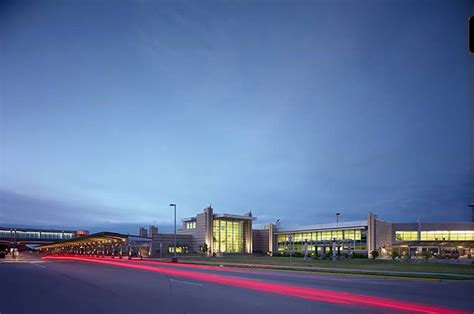 Madison: Dane County Regional Airport (MSN) — Pet Friendly Travel