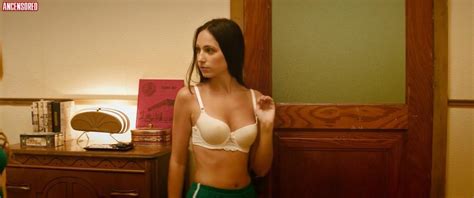 Catherine Antaki nude pics Страница 1