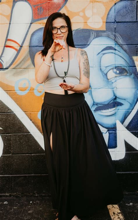 Meet Sabrina Fischer – CanvasRebel Magazine