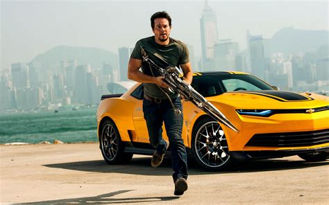 Mark Wahlberg HD in Transformers 4 Wallpapers - Planet Wallpapers