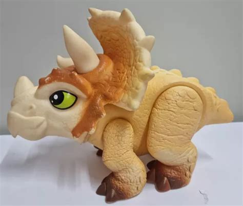 Boneco Baby Dinossauro Triceratops Jurassic World Pupee Mercadolivre