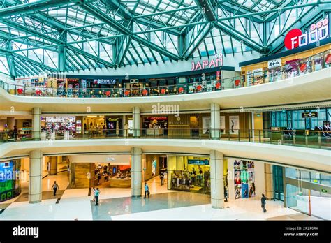 Singapore Mar Interior Of Suntec City Mall In Singapore