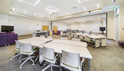 West Hall Innovation Center @ Northwestern Michigan College - Spence ...