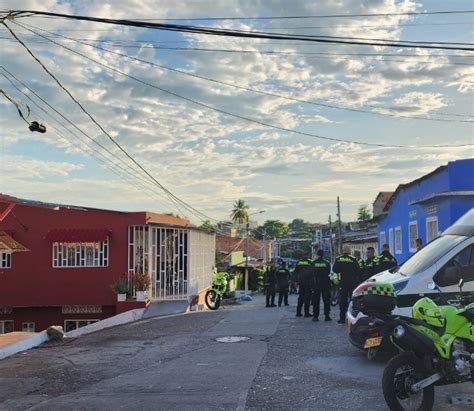 Momentos De P Nico Tras Balacera En El Barrio Obrero De Girardot