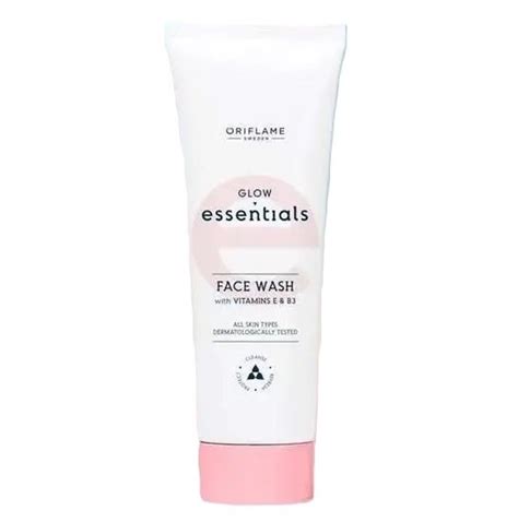 Glow Essentials Face Wash With Vitamins E And B3 125ml Relikart