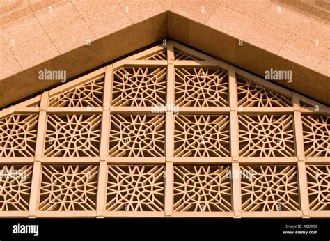 Entrance To The Putra Mosque Putrajaya Malaysia Stock Photo Alamy