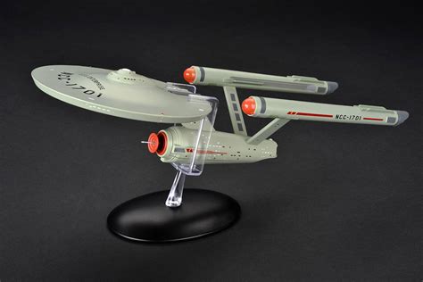 Review Eaglemoss Star Trek Xl Starships Collection So Far Trekmovie