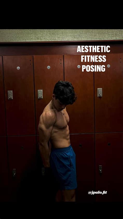 Aesthetic fitness posing | Workout pictures, Male fitness models, Men's health fitness