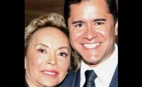 El comediante Óscar Burgos revela que su boda con Karla Panini fue lo