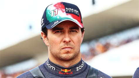 Checo Pérez es criticado por expertos a pesar de remontada en Gran