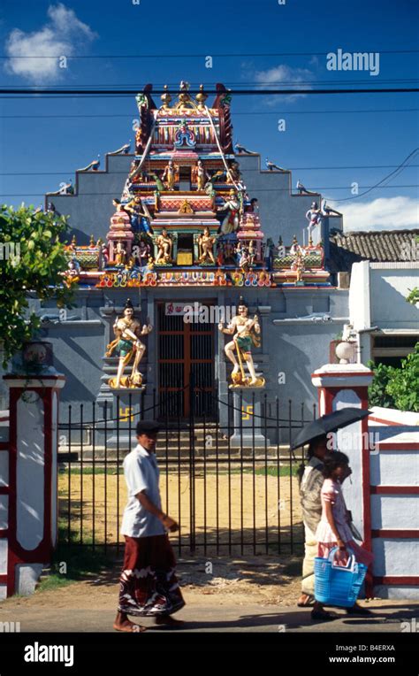 Pedestal Temple Hi Res Stock Photography And Images Alamy