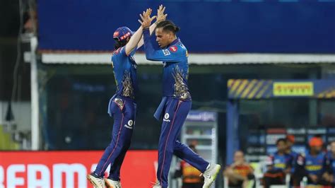 Ipl 2021 Highlights Mi Vs Srh Chahar Boult Star As Mumbai Indians Beat Sunrisers Hyderabad By