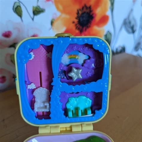 Mattel Toys Polly Pocket Hidden Hideout Unicorn Playset Toy Yellow
