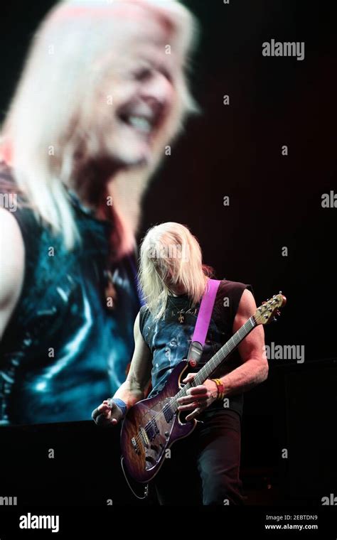 Steve Morse Guitarist In Deep Purple Playing A One Off Uk Date At The